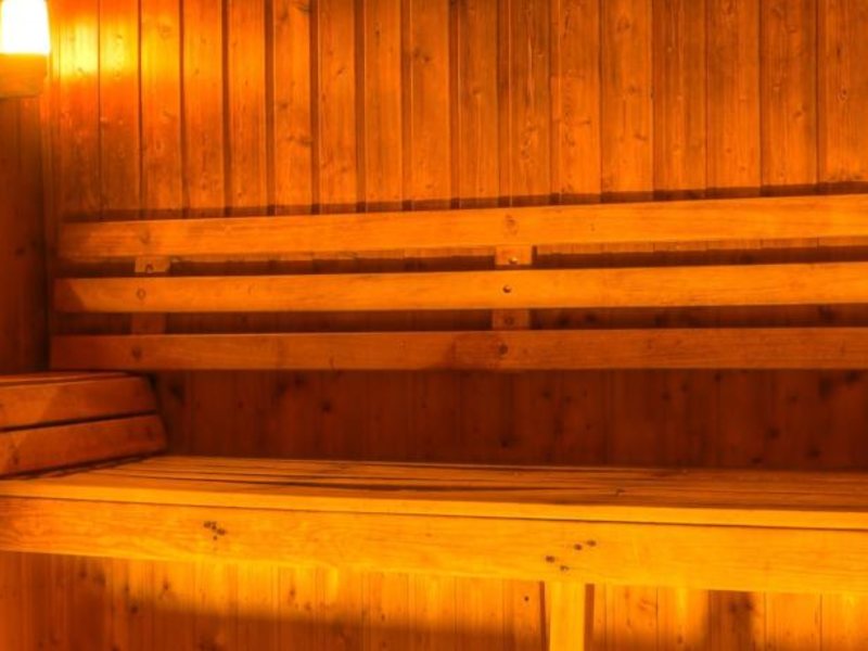 Holiday Inn Down Town 132517