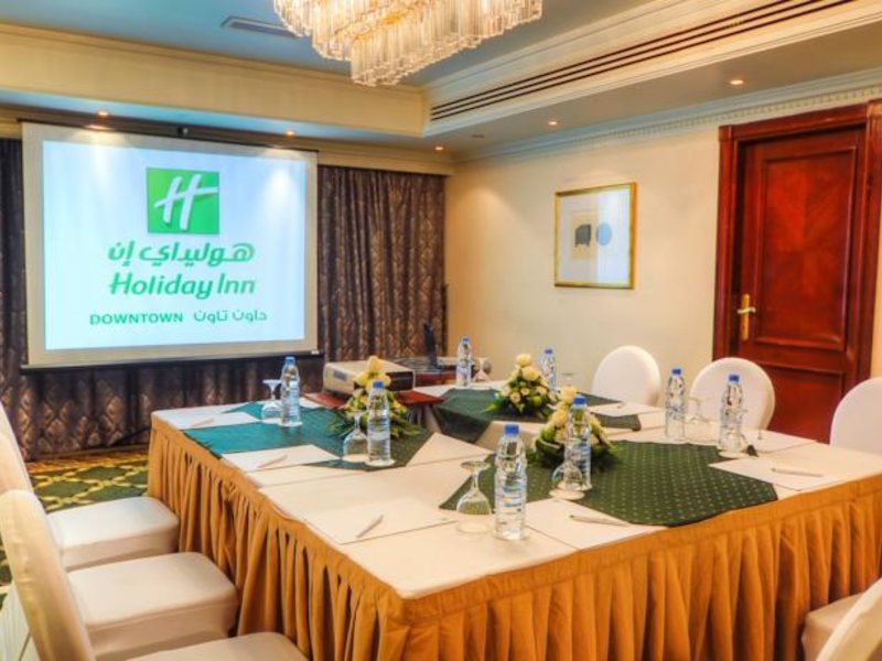 Holiday Inn Down Town 132519