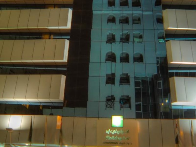 Holiday Inn Down Town 132524