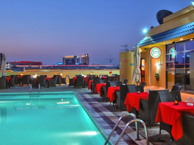 Holiday Inn Down Town 132527