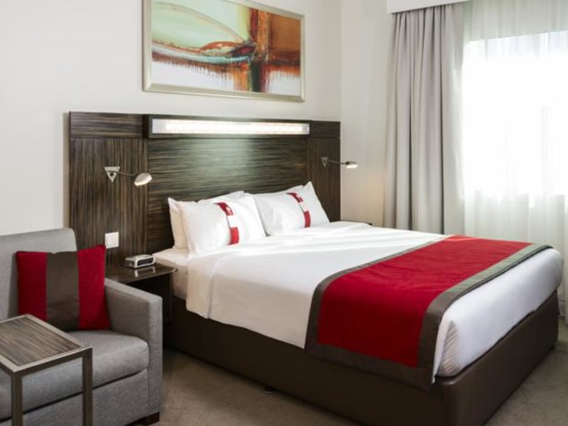 Holiday Inn Express Dubai Internet City  119273