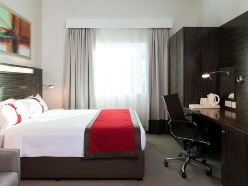 Holiday Inn Express Dubai Internet City  119276