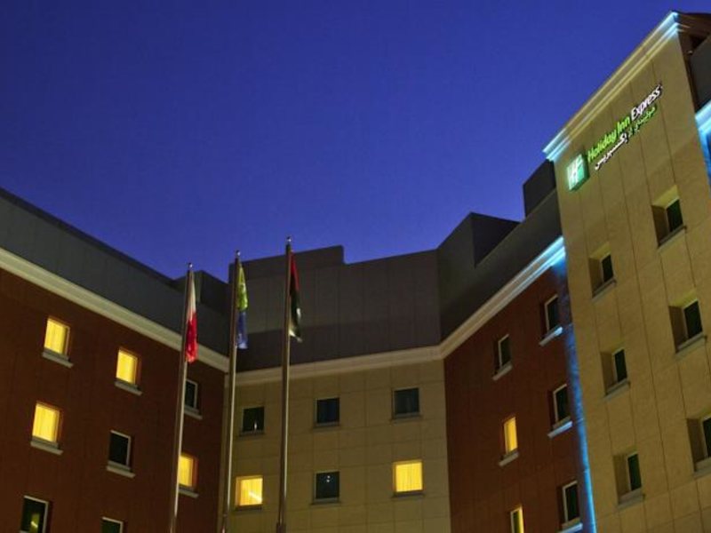 Holiday Inn Express Dubai Internet City  119284