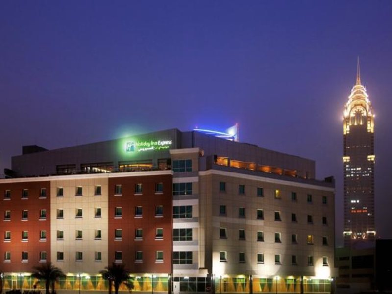 Holiday Inn Express Dubai Internet City  119290