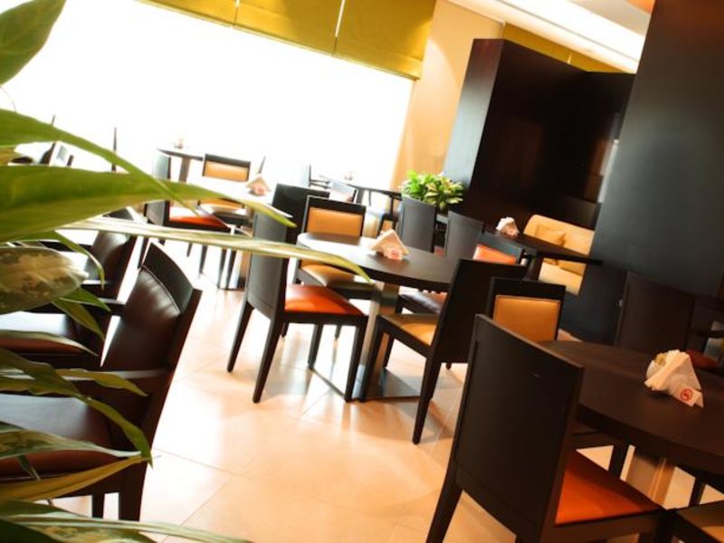 Holiday Inn Express Dubai Safa Park 119292