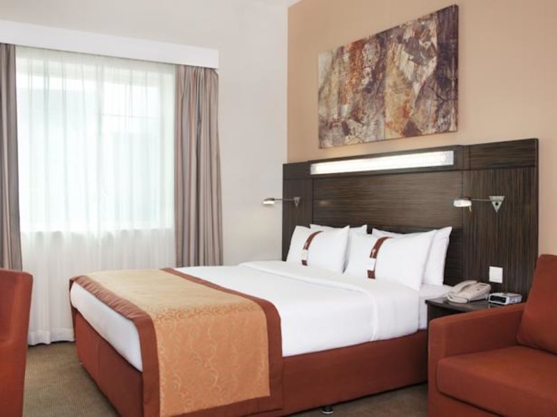 Holiday Inn Express Dubai Safa Park 119306