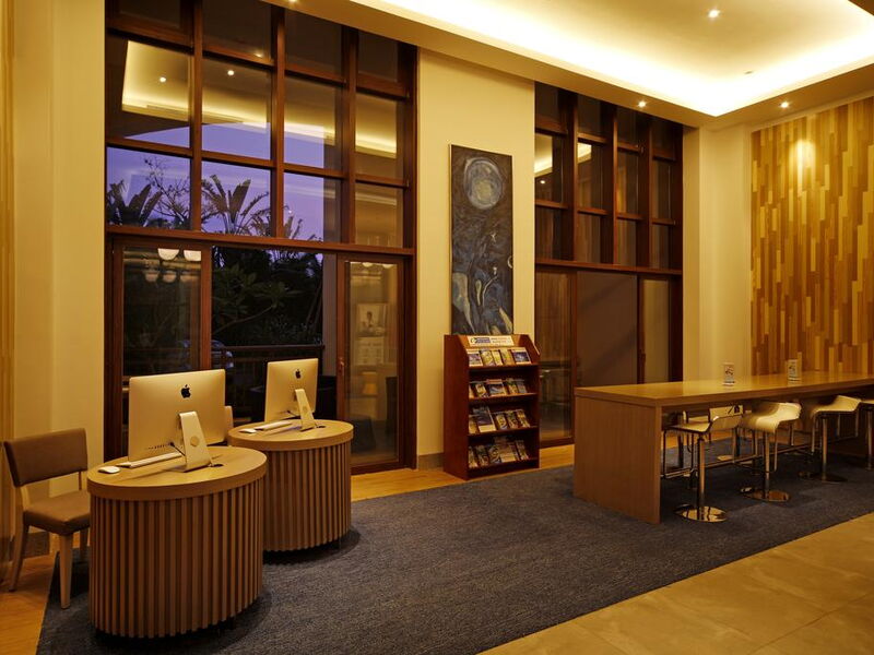 Holiday Inn Express Haikou West Coast 298132