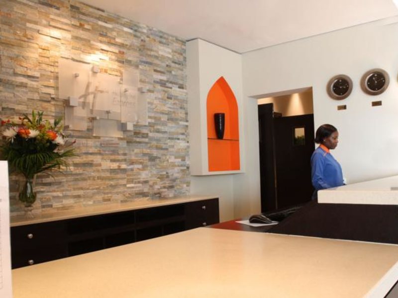 Holiday Inn Express Jumeirah 119229