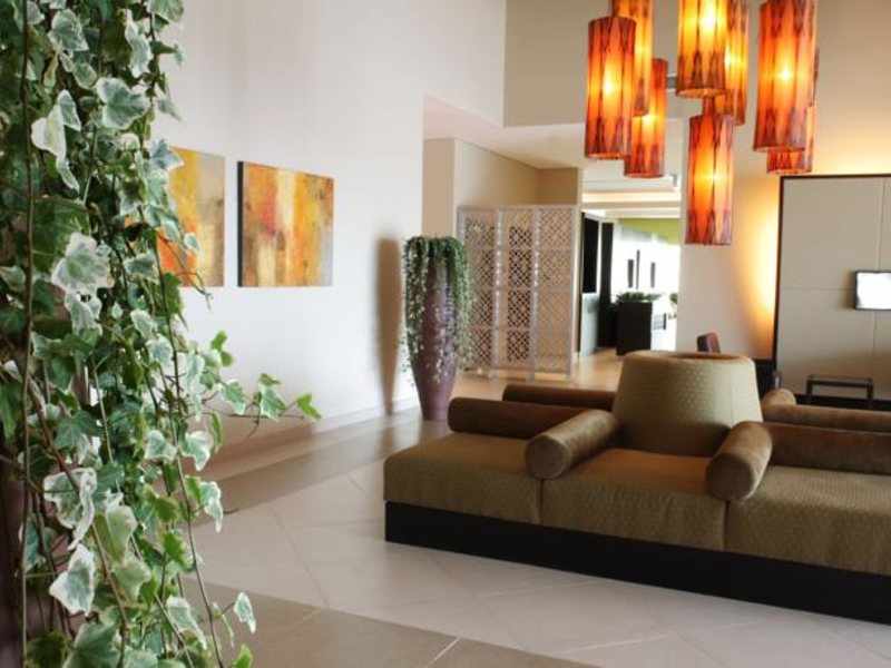 Holiday Inn Express Jumeirah 119252