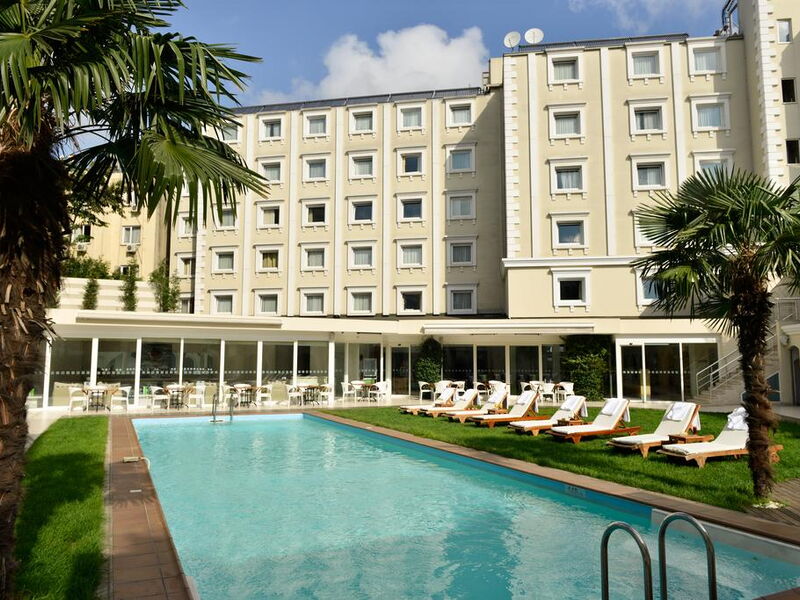 Holiday Inn Istanbul City 275989
