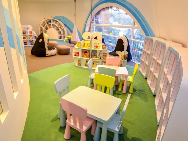 Holiday Inn Resort Kandooma Maldives 135090