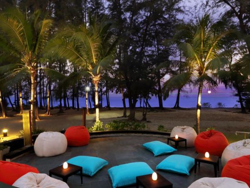 Holiday Inn Resort Phuket Mai Khao Beach  152400