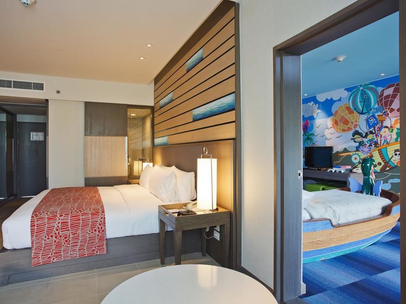 Holiday Inn Resort Phuket Patong Beach 200656