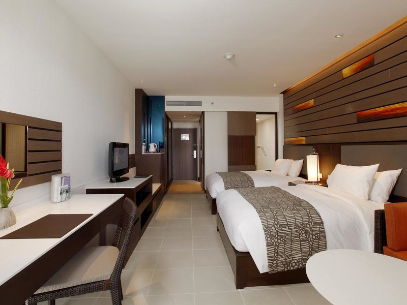 Holiday Inn Resort Phuket Patong Beach 200680