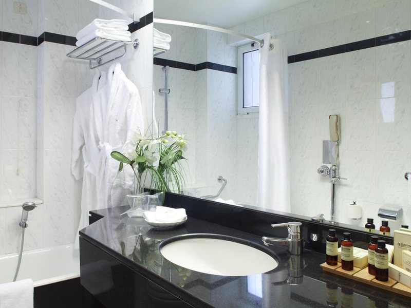 Holiday Inn Thessaloniki 259264