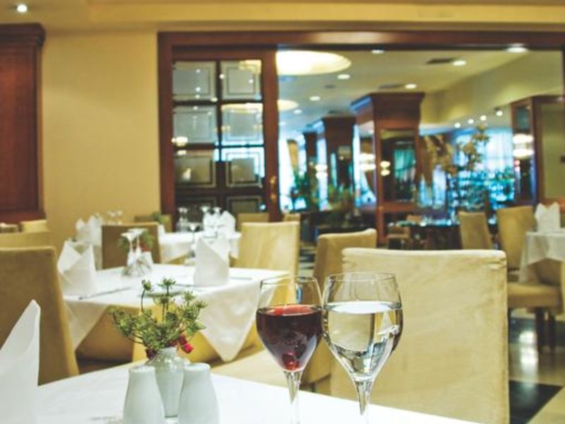 Holiday Inn Thessaloniki 259272