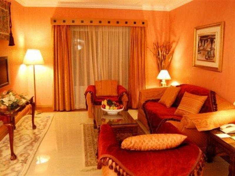 Holiday International Sharjah 53449