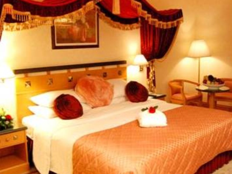 Holiday International Sharjah 53454