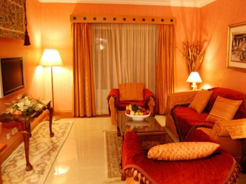 Holiday International Sharjah 53464