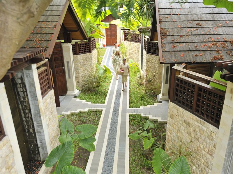 Holiday Island Resort 135110