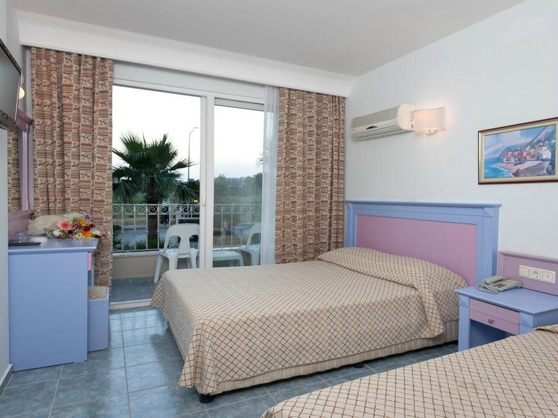 Holiday Line Beach Hotel (ех 55911