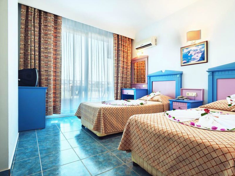 Holiday Line Beach Hotel (ех 55915