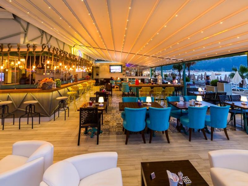 Honeymoon Beach Hotel 189308