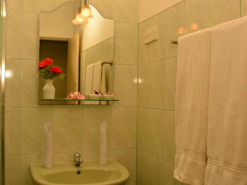 Honors Club Hotel 106429