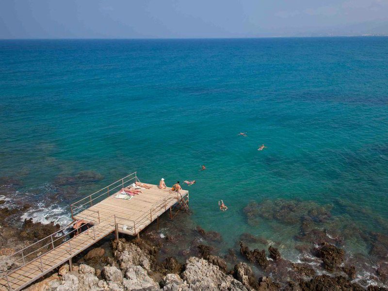 Horizon Beach Resort Hotel 77852