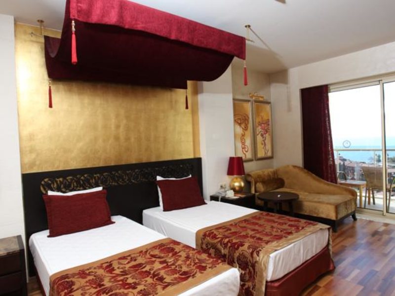 Horus Paradise Luxury Resort  160738