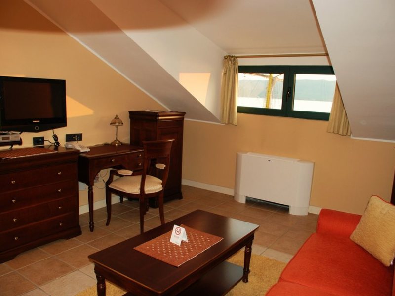 Hotel Astoria Tivat (ex 81137