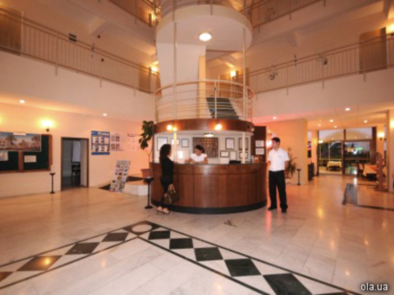 Hotel Blue Rainbow 12501