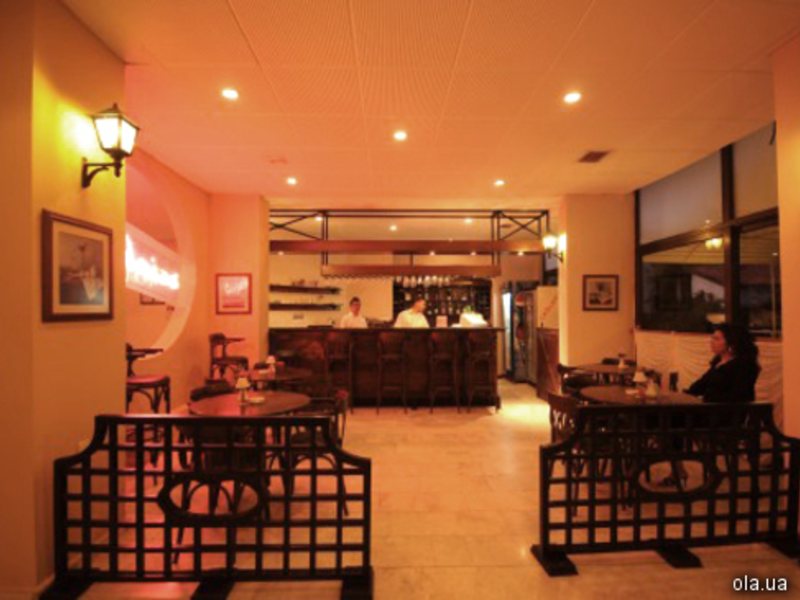 Hotel Blue Rainbow 12505