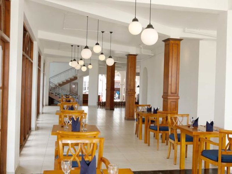 Hotel C Negombo 131139