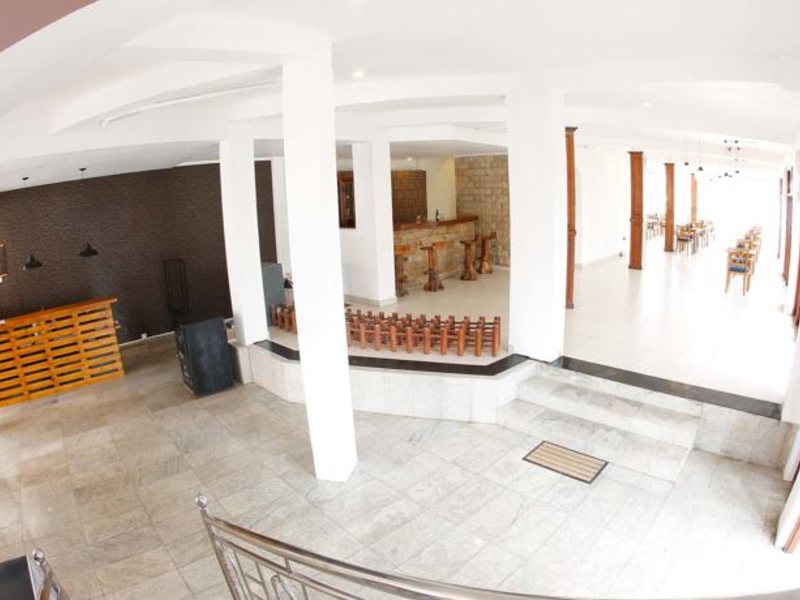 Hotel C Negombo 131141