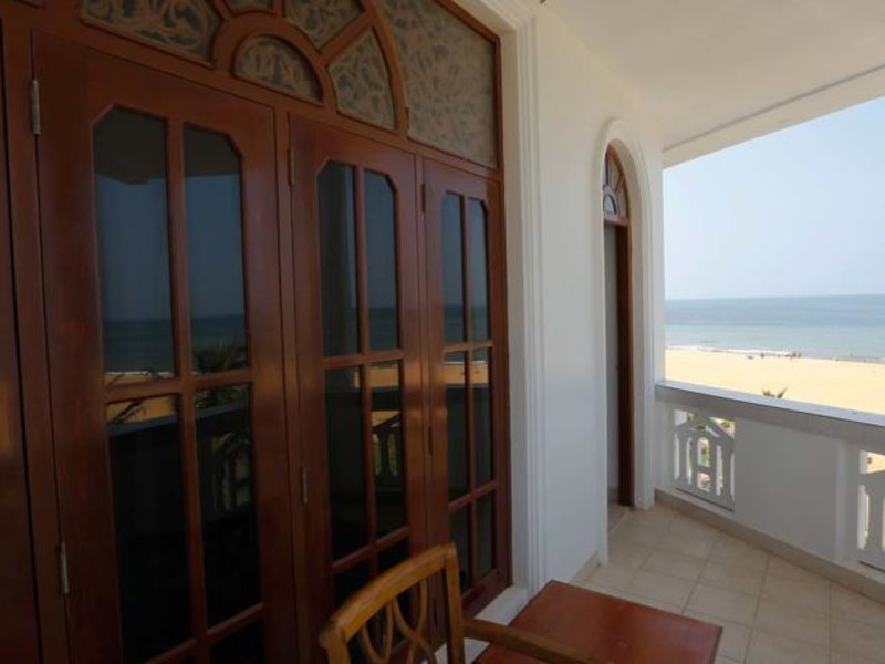 Hotel C Negombo 131142