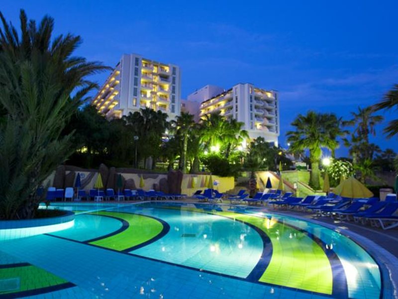 Hotel Fantasia Deluxe 160855