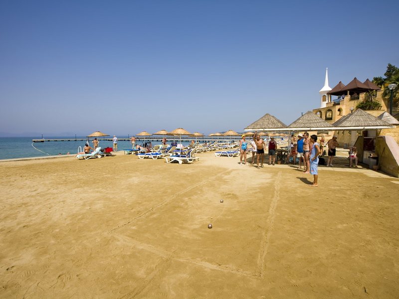 Hotel Fantasia Deluxe 160857