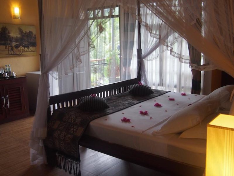 Hotel Flower Garden 107796