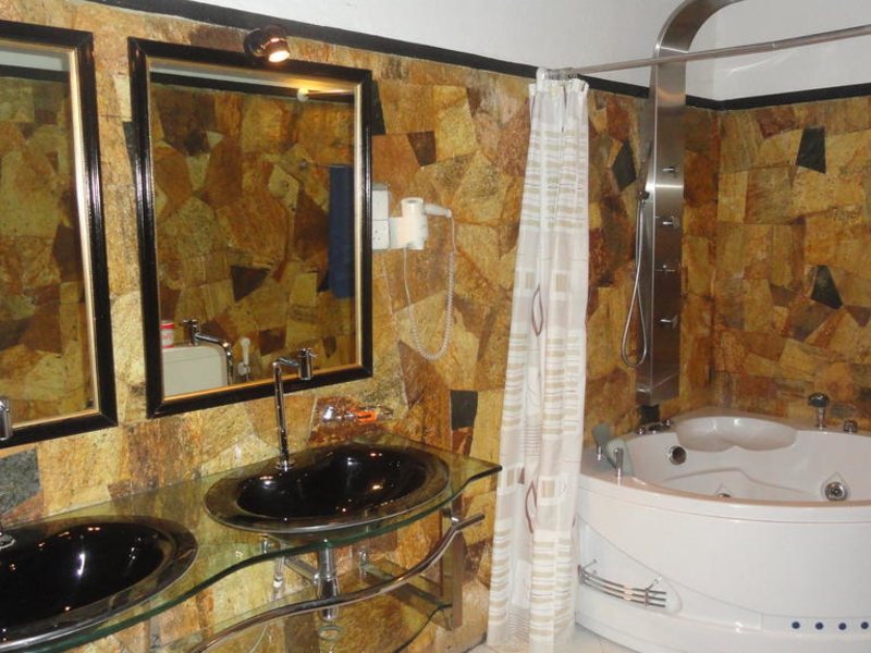 Hotel Flower Garden 107802