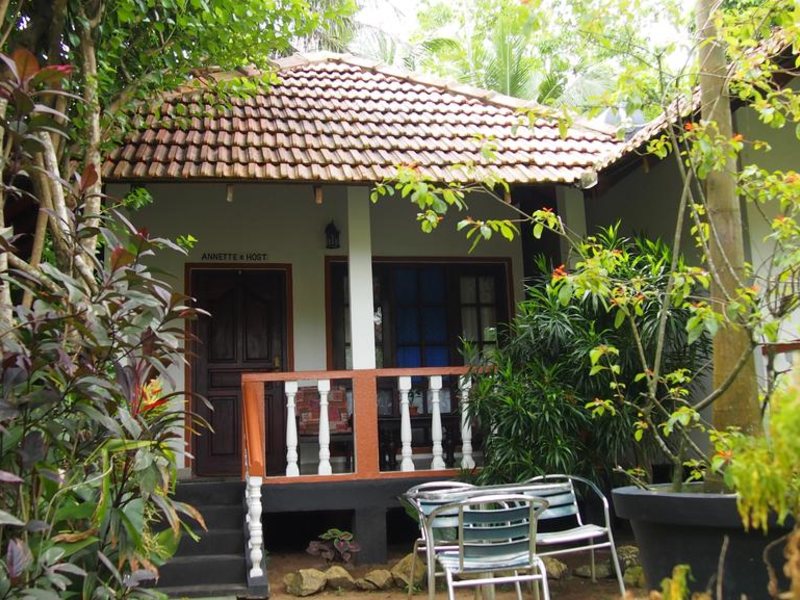 Hotel Flower Garden 107813