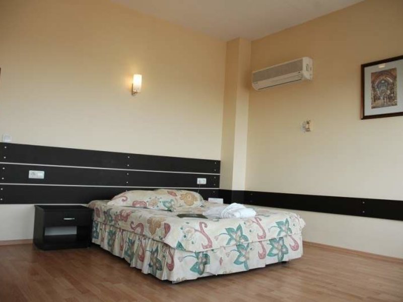 Hotel Grand Ons 90798