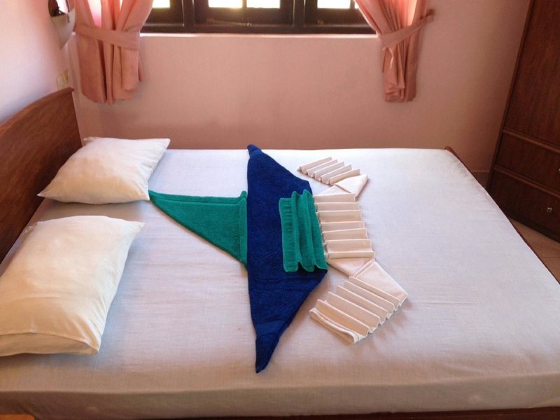 Hotel Red Rose 195962