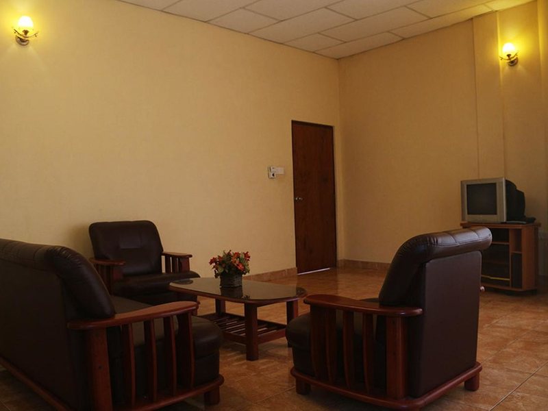 Hotel Red Rose 195972