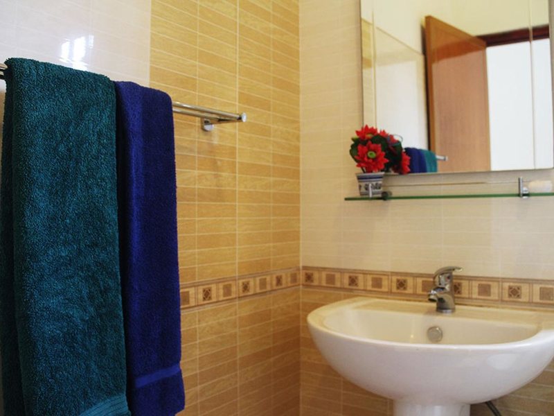 Hotel Red Rose 195982