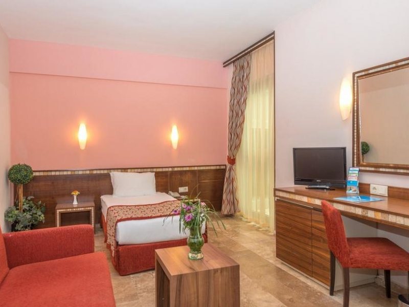 Hotel Royal Atlantis 183619