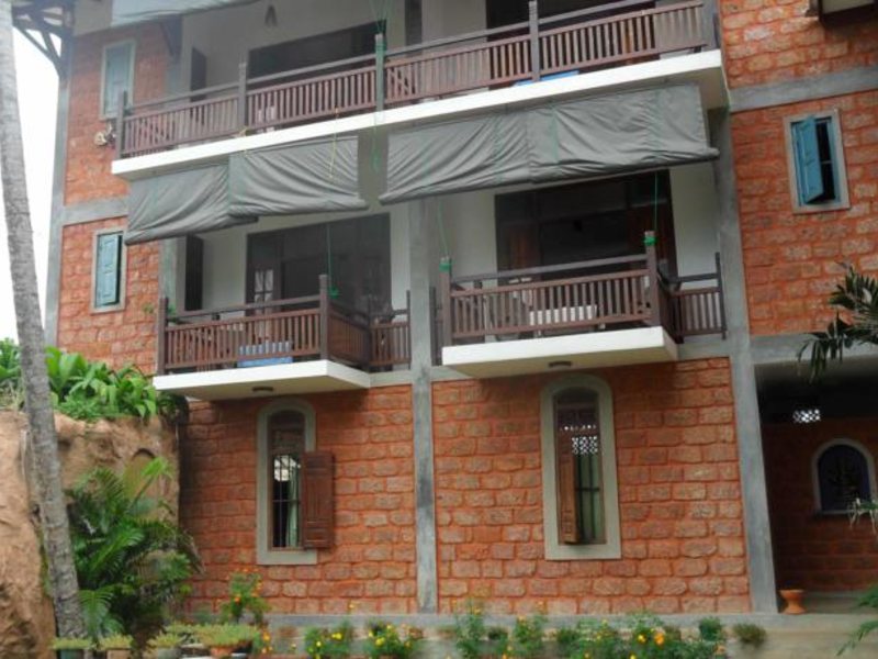 Hotel Susantha Garden 131206