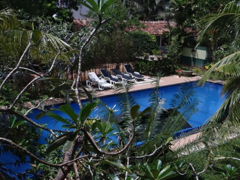 Hotel Susantha Garden 131209