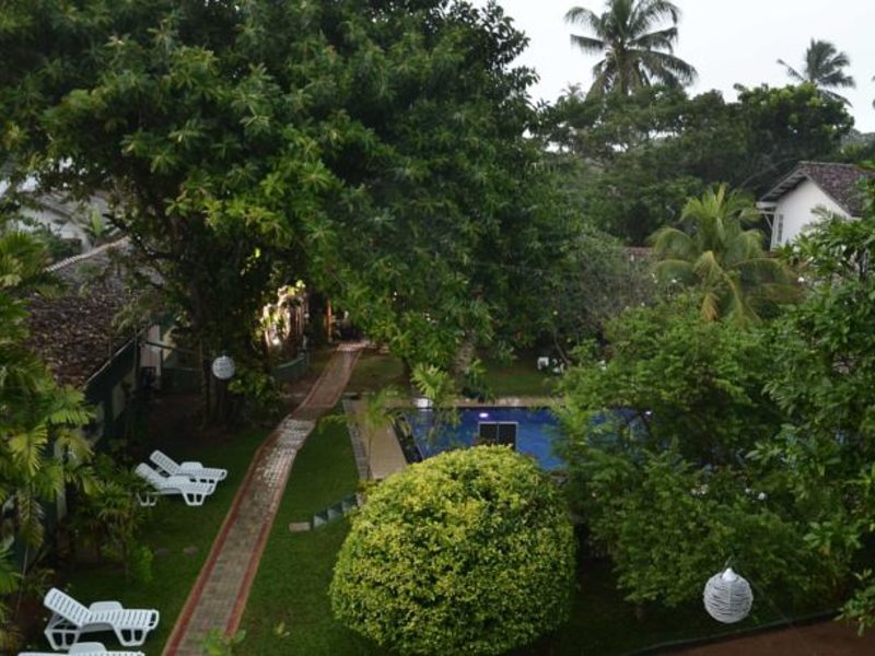 Hotel Susantha Garden 131214