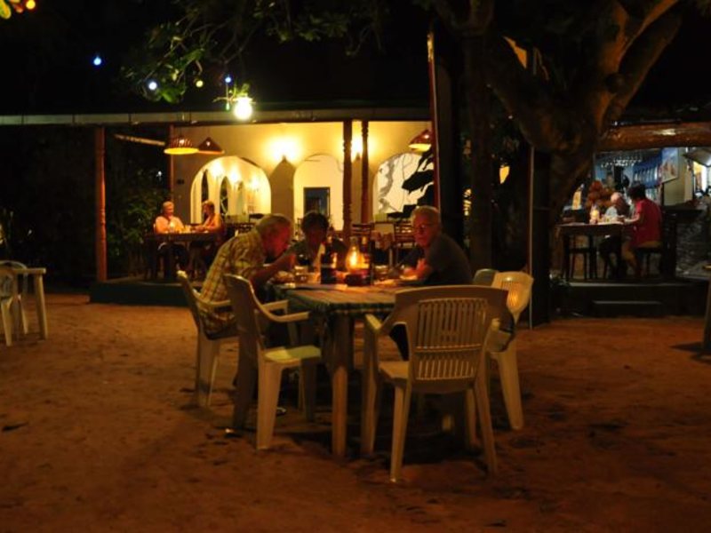 Hotel Susantha Garden 131215